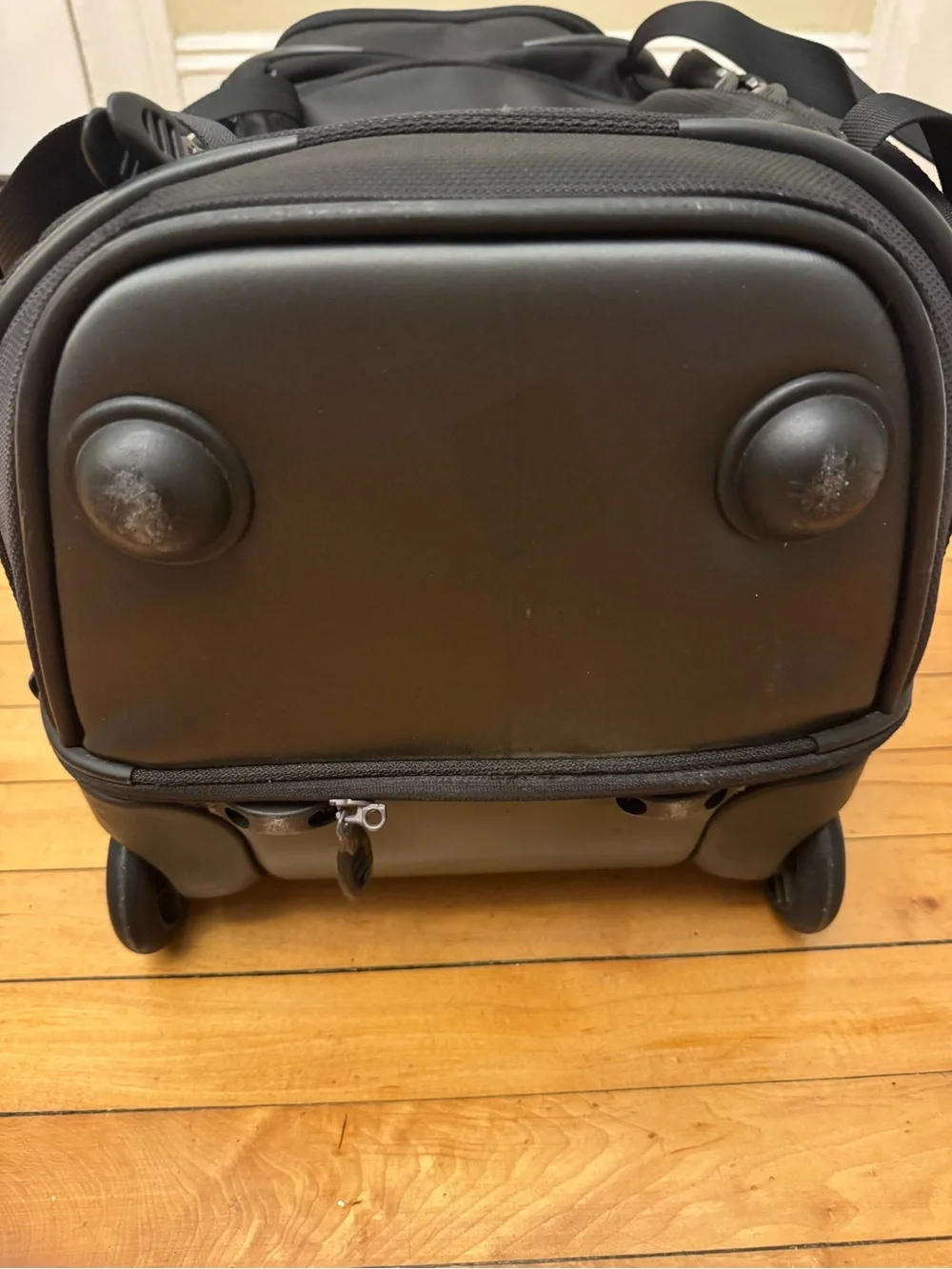 Tumi T-Tech 22” Rolling Suitcase